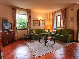 Holiday Home for 8 Guests