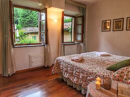 Holiday Home for 8 Guests