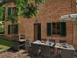 Holiday Home for 8 Guests
