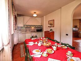 Holiday Home for 8 Guests