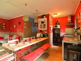 Chalet & Gypsy Caravan in Green & Peaceful Environment near Houffalize