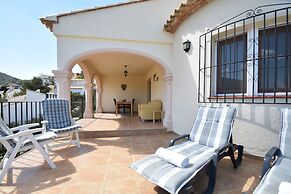 Peaceful Villa With Private Pool