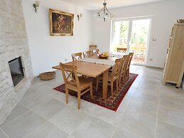 Villa in Tijarica With Private Pool