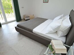 Villa in Tijarica With Private Pool