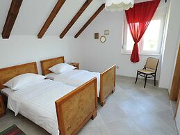 Villa in Tijarica With Private Pool