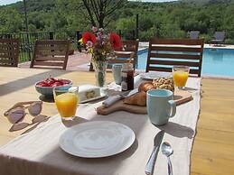 Villa in Tijarica With Private Pool