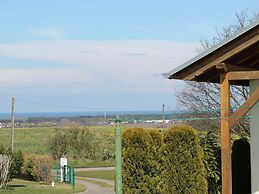 Sunny Holiday Home With Fenced Garden