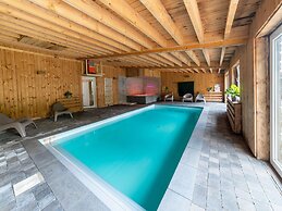 Mansion With Pool & Bar