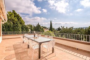 Villa Near Montgo With Pool and Beach