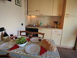 Cottage in Todi With Pool and Terrace