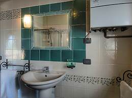 Cottage in Todi With Pool and Terrace