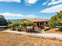 Panoramic Countryside Home