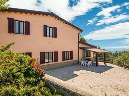Panoramic Countryside Home