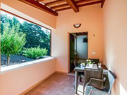Farmhouse in Apecchio With Pool