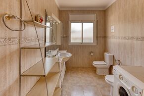 Villa Near Beach & Wineries