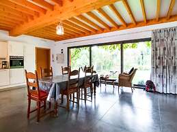 Nature Cottage in Florennes