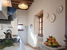 Villa in Tuscany With Pool and Wine Tasting