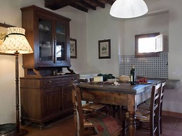 Villa in Tuscany With Pool and Wine Tasting
