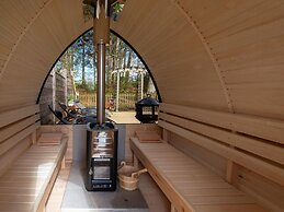 Charming House With Sauna, Jacuzzi in Bullange