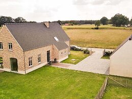 Peaceful Peer Holiday Home