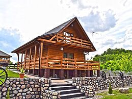Holiday Home by Lake in Nowa Wioska