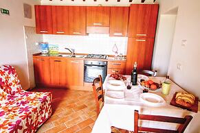 Cottage in Asciano With Pool and Terrace