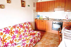 Cottage in Asciano With Pool and Terrace