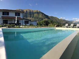 Holiday Home in Tuscany With Pool & Views