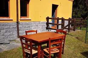 Serene Chalet in Antey-Saint-André near Ski Area
