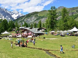 Serene Chalet in Antey-Saint-André near Ski Area