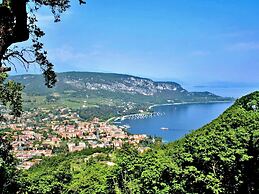 Cottage Near Lake Garda With Pool