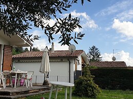 Cottage Near Lake Garda With Pool