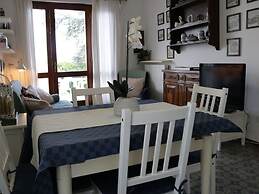 Cottage Near Lake Garda With Pool