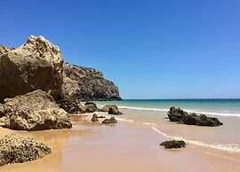 Villa in Carvoeiro With Swimming Pool