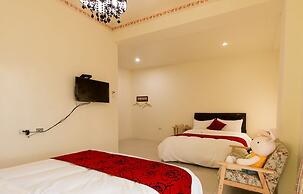 Cute Family B&B