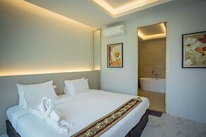 Gold Chariot Pool Villa