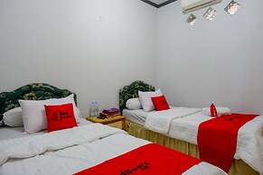 RedDoorz @ Hotel Aulia Majene