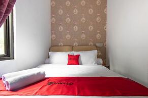 RedDoorz Plus near Trans Studio Cibubur 2
