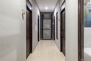 RedDoorz @ Jemursari Surabaya 2