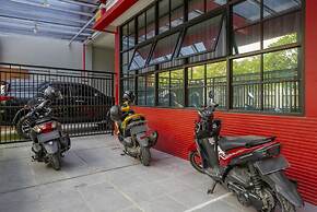 RedDoorz @ Jemursari Surabaya 2