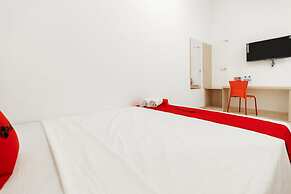 RedDoorz @ Graha Cemerlang Maros