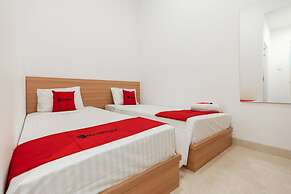 RedDoorz @ Graha Cemerlang Maros
