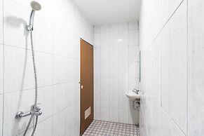 RedDoorz near Medan Amplas