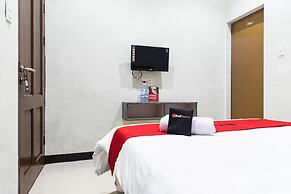 RedDoorz near Medan Amplas