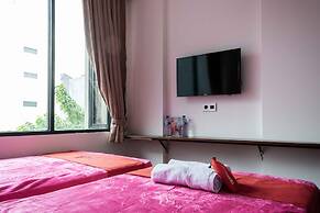 RedDoorz Plus near ICE BSD 2