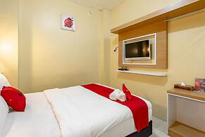 RedDoorz near Dino Park