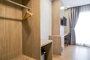 Sans Hotel Puri Indah Jakarta