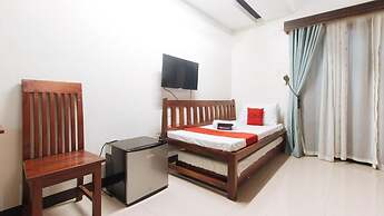 RedDoorz Plus @ Melsol Metro Vigan