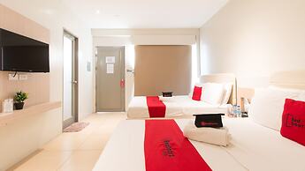 RedDoorz @ General Segundo Avenue Laoag