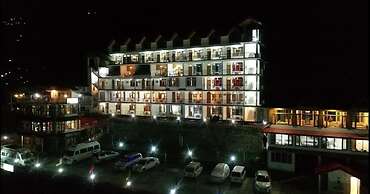 Hotel Rishi Palace